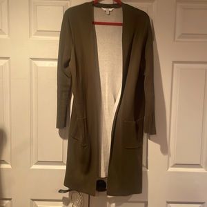 Olive Green Sweater w/ Pockets!